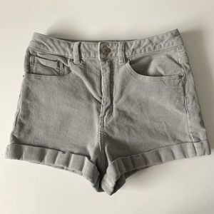 GRAY HIGH WAISTED SHORTS 🤍